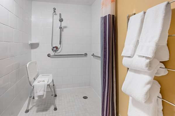  - La Quinta Inn & Suites West Palm Beach - I-95, Exit 71