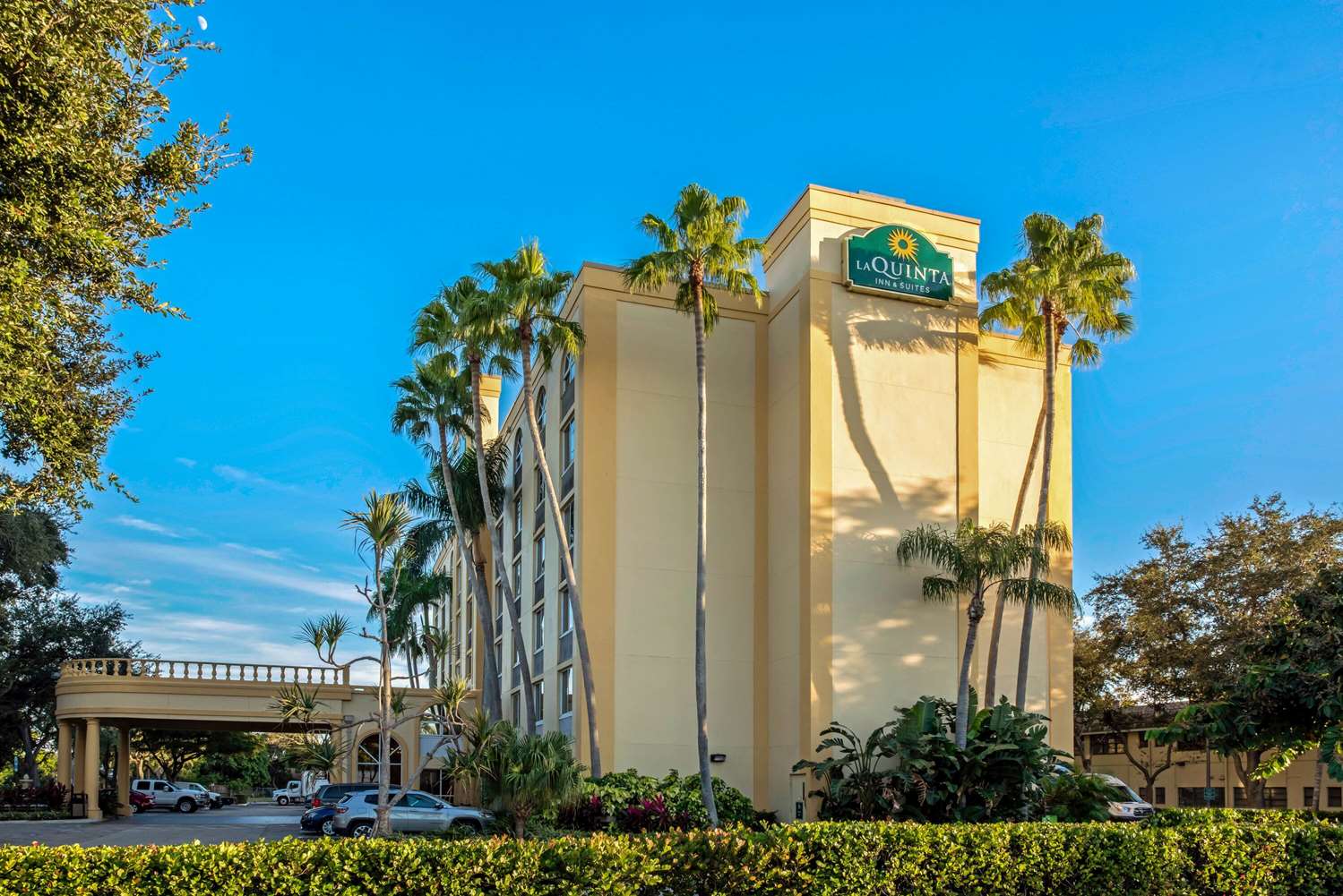 La Quinta Inn & Suites West Palm Beach I95, Exit 71, FL See Discounts