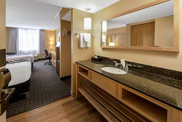  - La Quinta Inn & Suites West Palm Beach - I-95, Exit 71