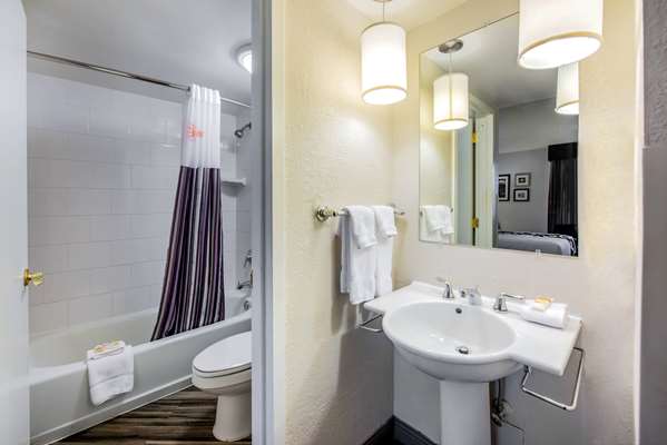  - La Quinta Inn & Suites Tamarac