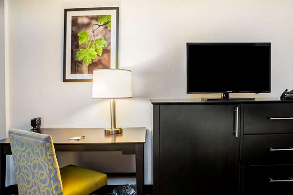  - La Quinta Inn & Suites Tamarac