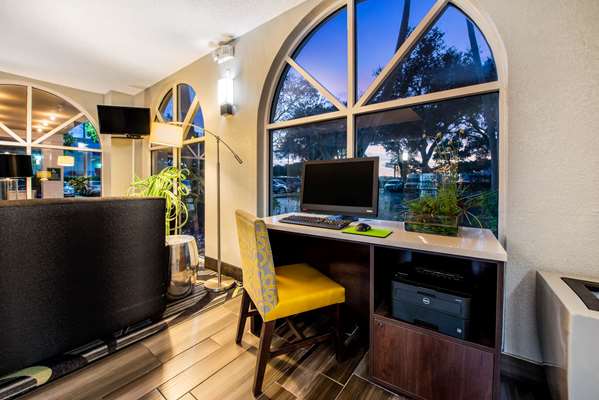 Conference Area - La Quinta Inn & Suites Tamarac