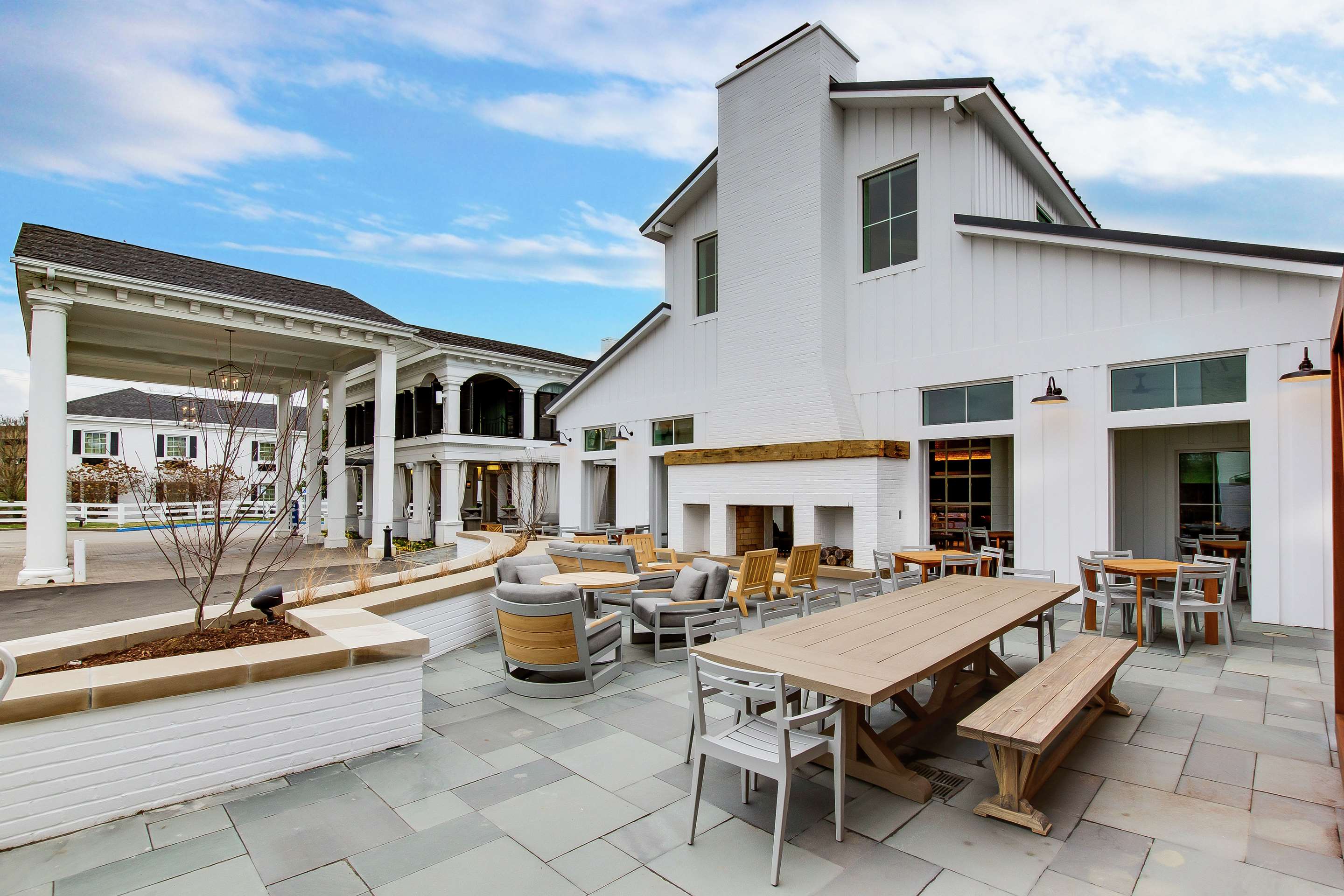 BarLounge | The Campbell House Lexington, Curio Collection by Hilton