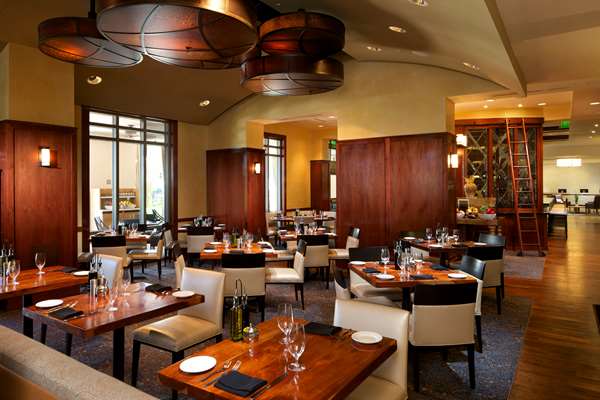 Restaurant - Las Palmeras Hotel by Hilton Grand Vacations Club Orlando
