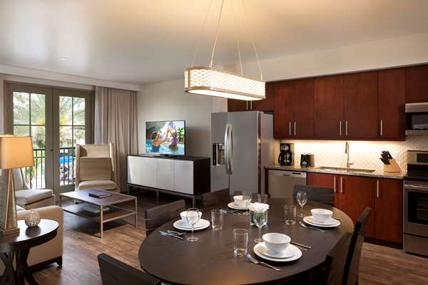  - Las Palmeras Hotel by Hilton Grand Vacations Club Orlando