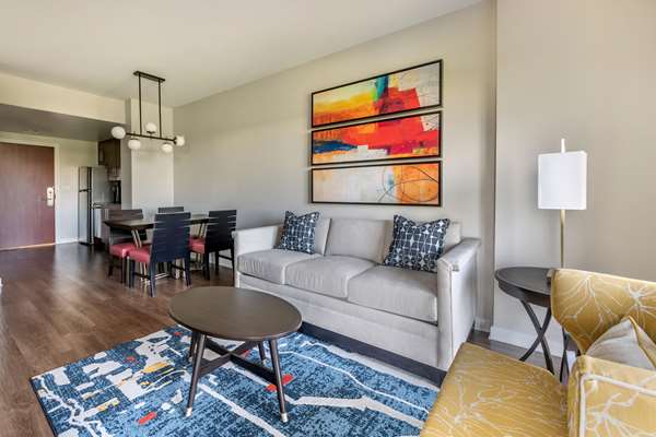  - Las Palmeras Hotel by Hilton Grand Vacations Club Orlando