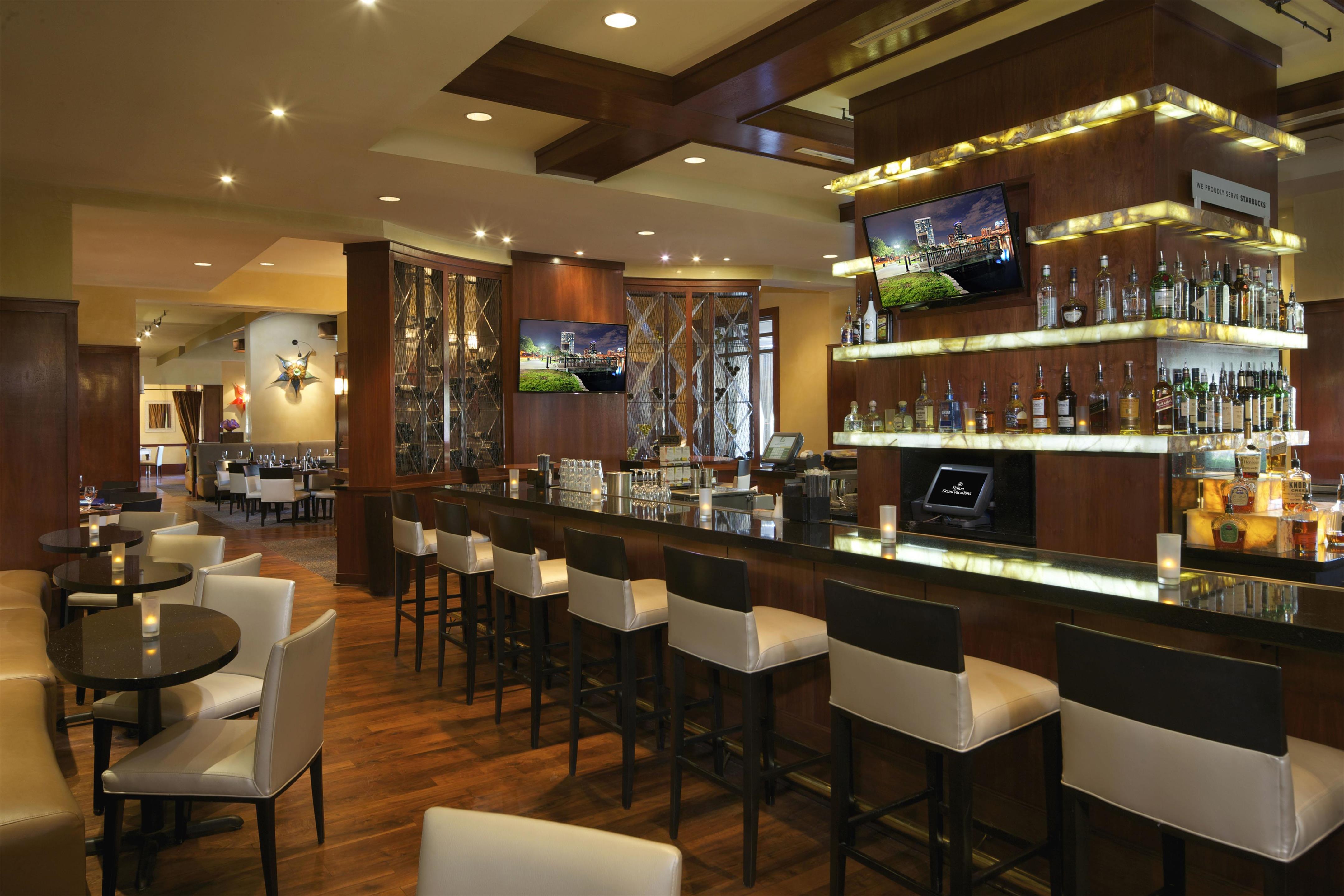 BarLounge | Hilton Grand Vacations Club Las Palmeras Orlando