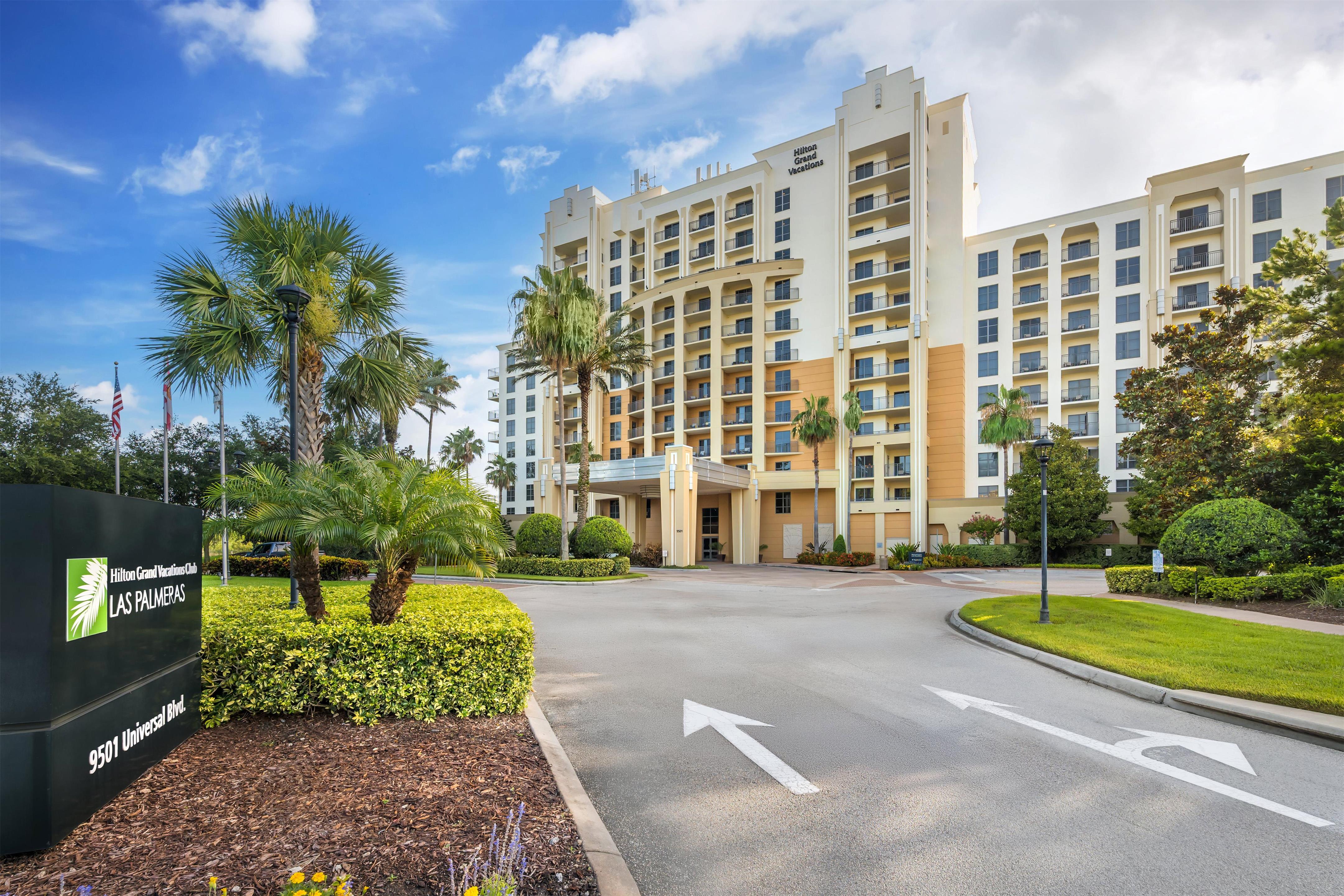 Exterior | Hilton Grand Vacations Club Las Palmeras Orlando