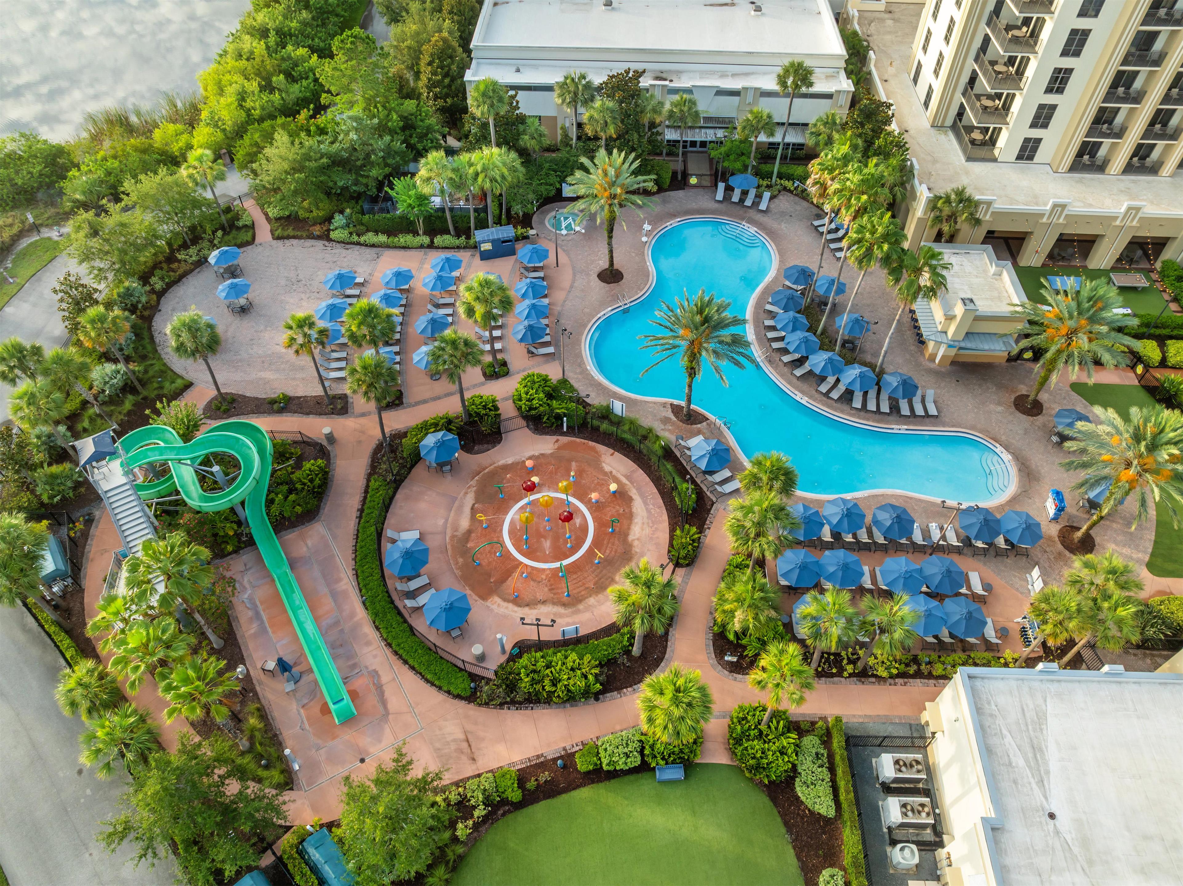 Pool | Hilton Grand Vacations Club Las Palmeras Orlando