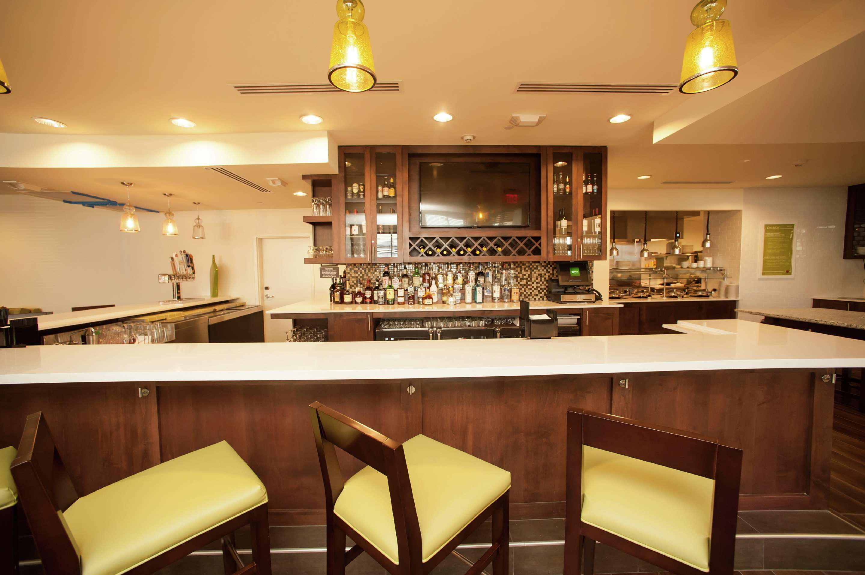 BarLounge | Hilton Garden Inn San Antonio-Live Oak Conference Center