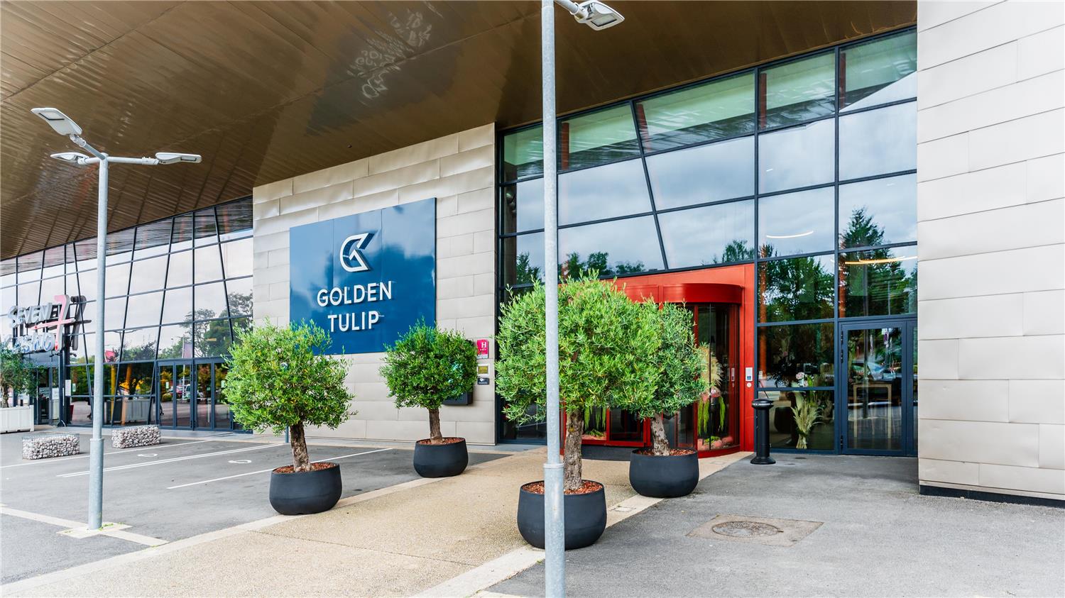 Golden Tulip Amneville - Hotel Spa & Casino - DEVANTURE