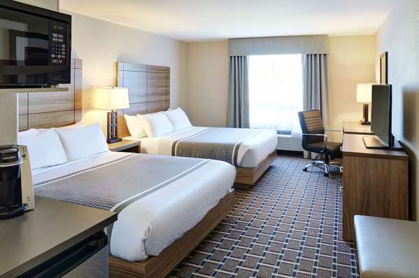  - Pomeroy Inn & Suites Vermilion