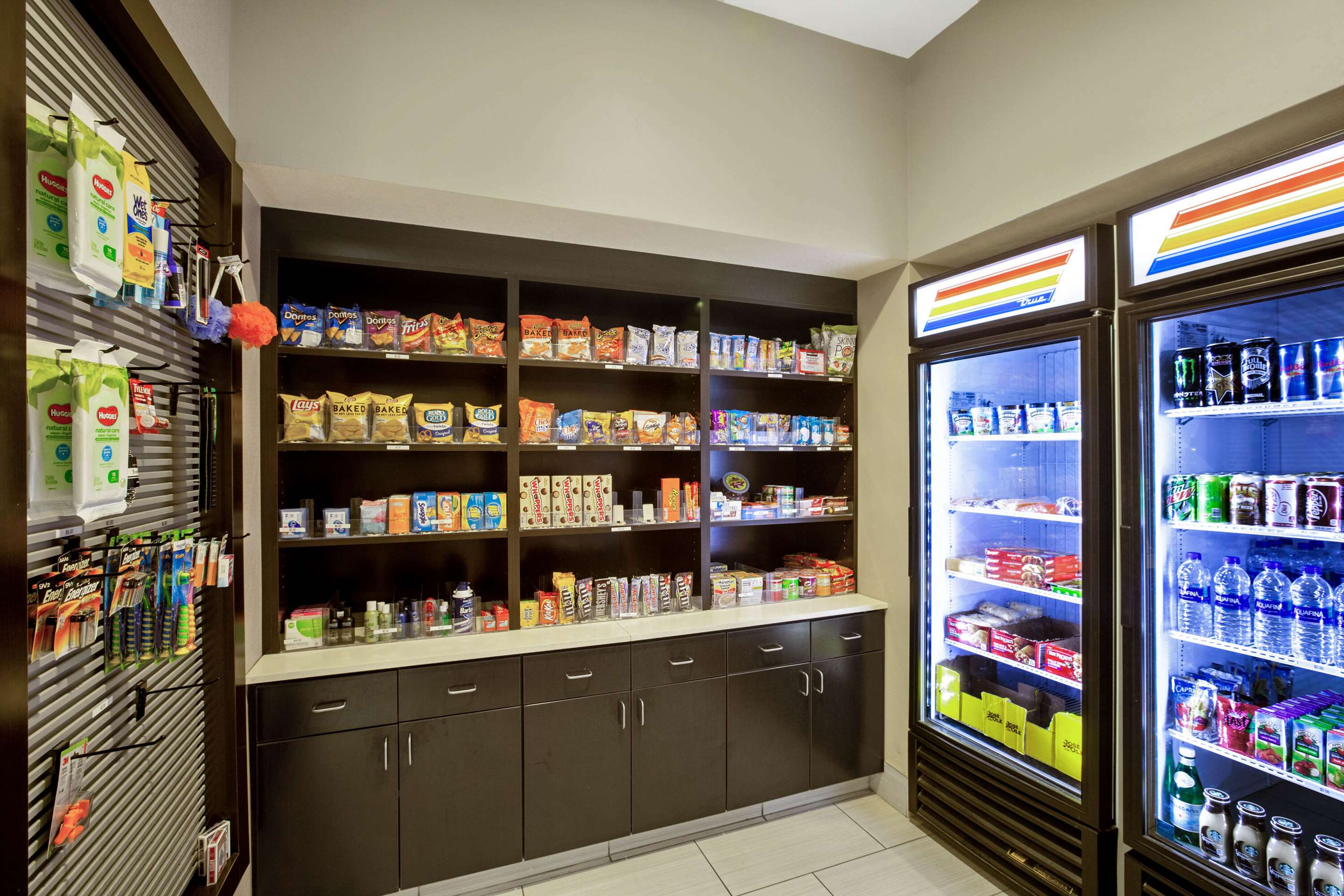 sundries mart | La Quinta Inn & Suites by Wyndham Cedar City
