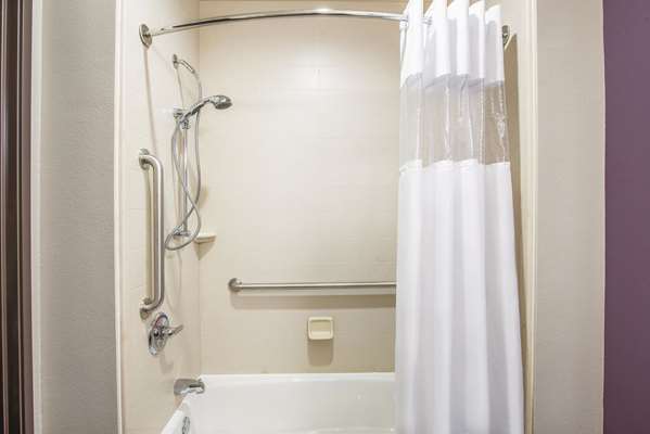  - La Quinta Inn & Suites Enid