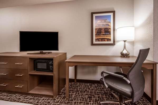  - La Quinta Inn & Suites Fairborn