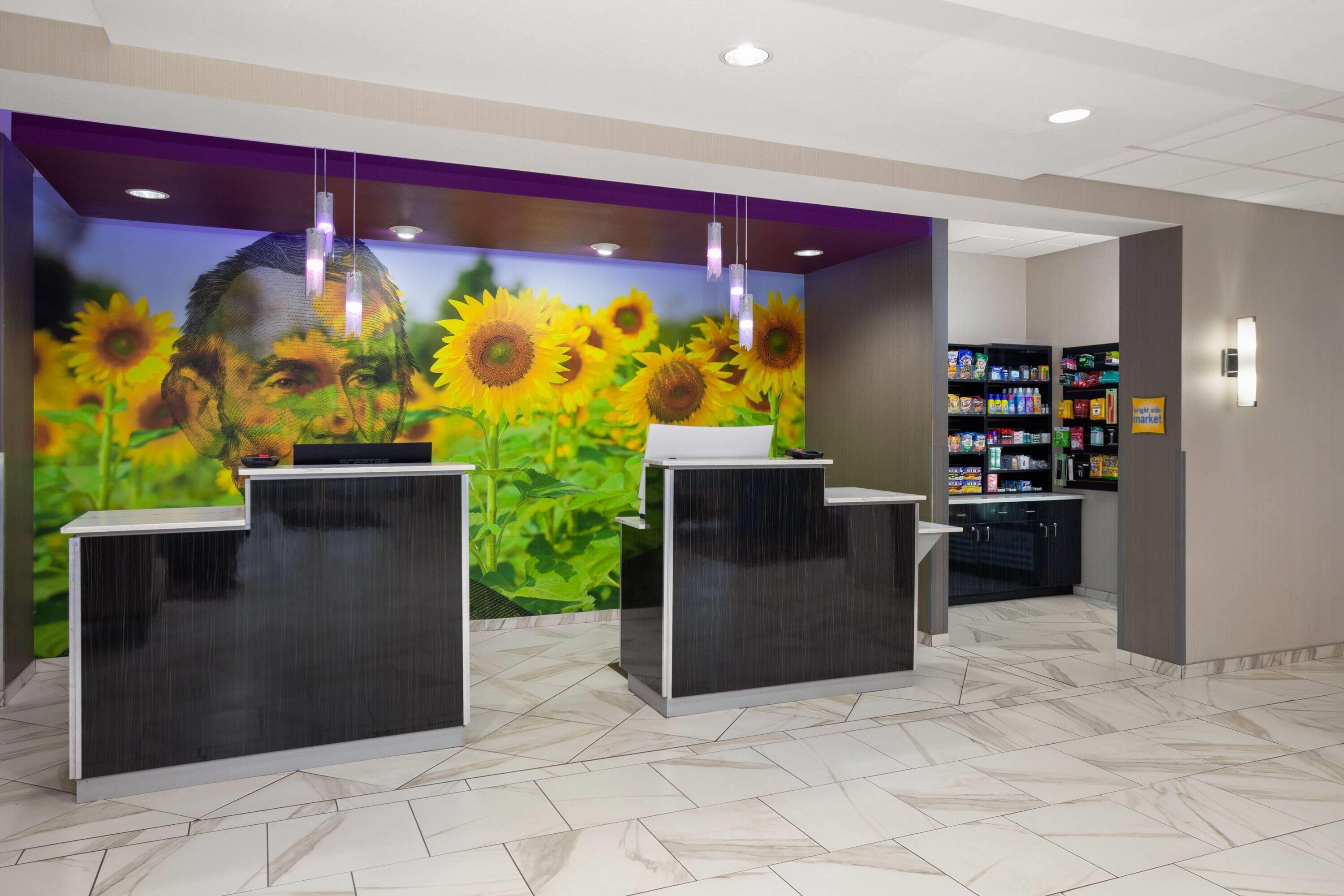 Reception | La Quinta Inn & Suites by Wyndham Springfield IL