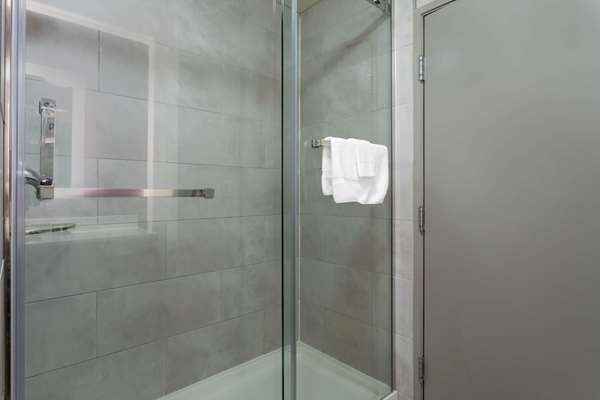  - La Quinta Inn & Suites Hopkinsville - I-169, Exit 7