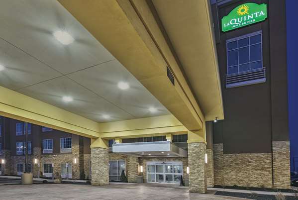 Exterior view - La Quinta Inn & Suites Niagara Falls