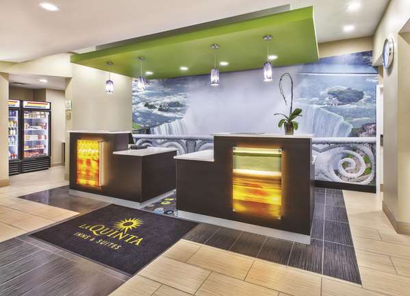  - La Quinta Inn & Suites Niagara Falls