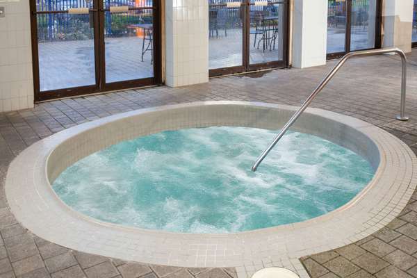 Pool - Baymont Inn & Suites Grand Haven