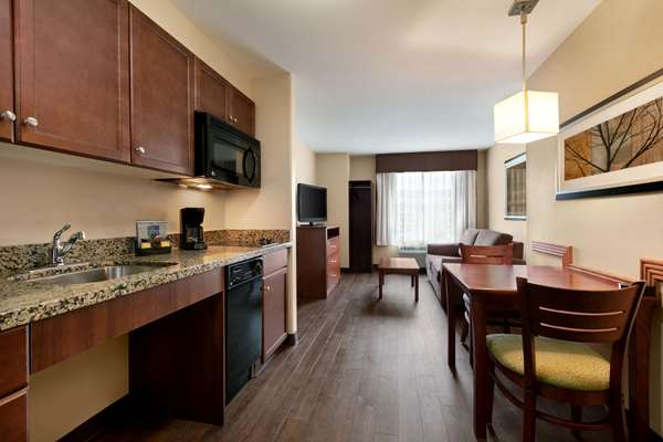 - Days Inn & Suites Sherwood Park