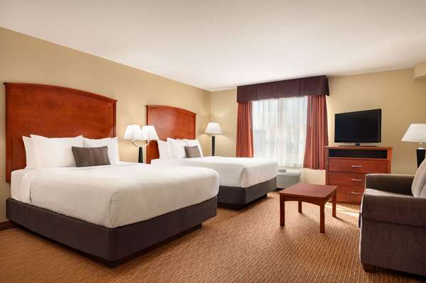 Suite - Days Inn & Suites Sherwood Park