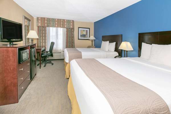  - Days Inn Central Tulsa - I-44, Exit 231