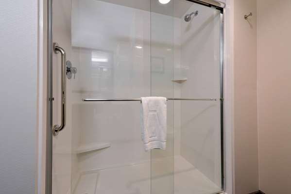  - Hampton Inn Wexford - I-79, Exit 73