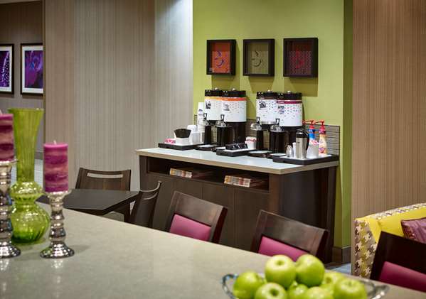 Restaurant - Hampton Inn Sarnia