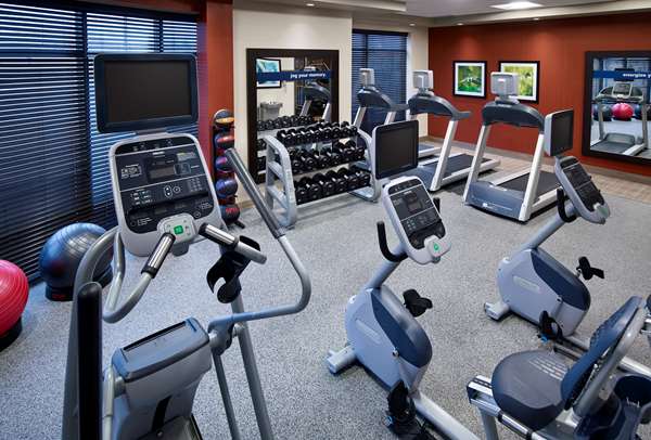 Fitness/ Exercise Room - Hampton Inn Sarnia