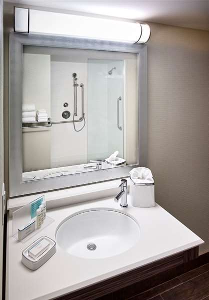  - Hampton Inn Sarnia