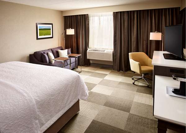  - Hampton Inn Sarnia