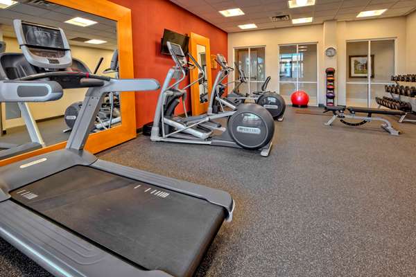 Fitness/ Exercise Room - Hilton Garden Inn Brentwood