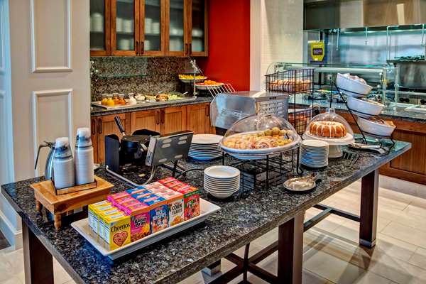 Restaurant - Hilton Garden Inn Brentwood