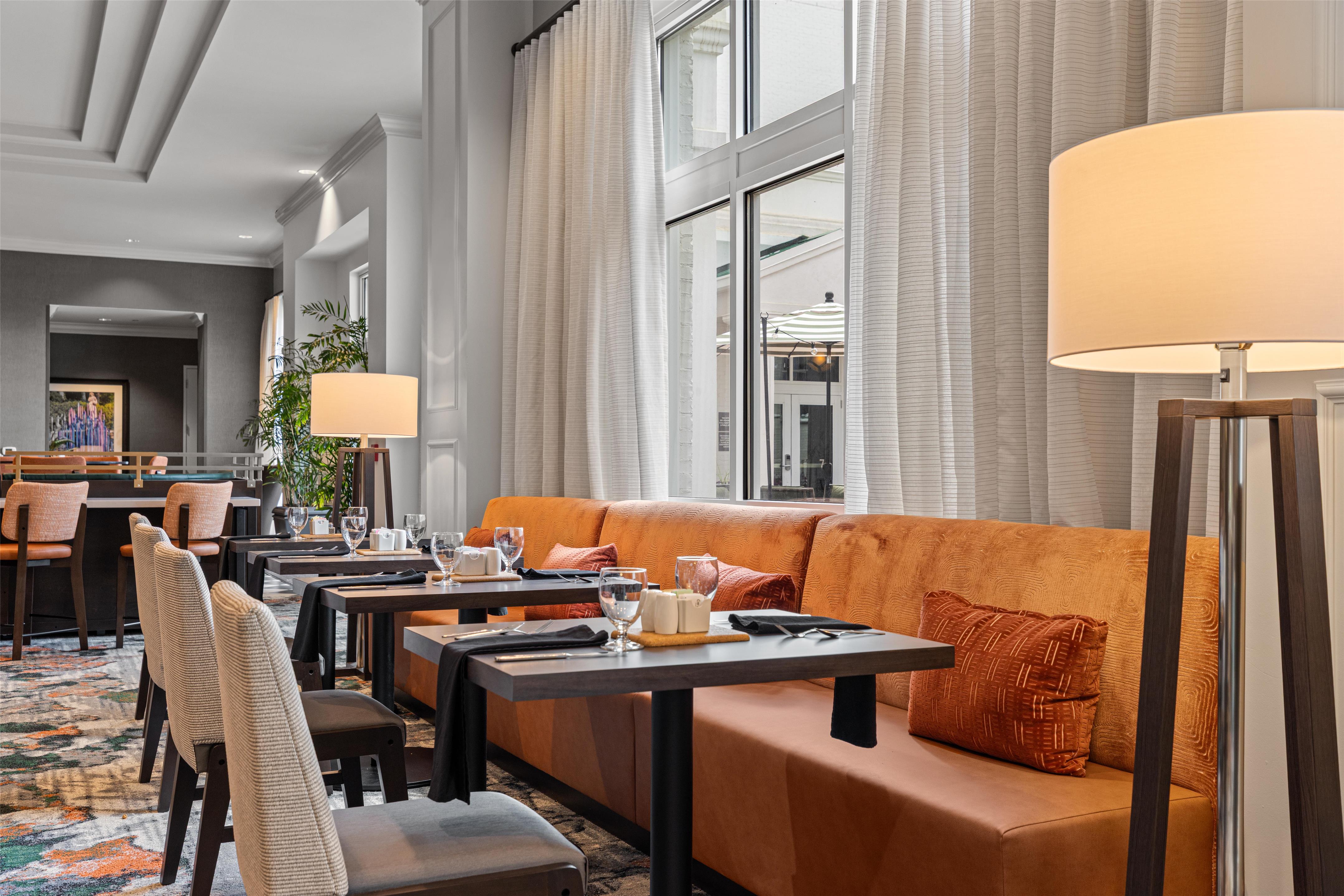 Restaurant | Hilton Garden Inn Nashville Brentwood