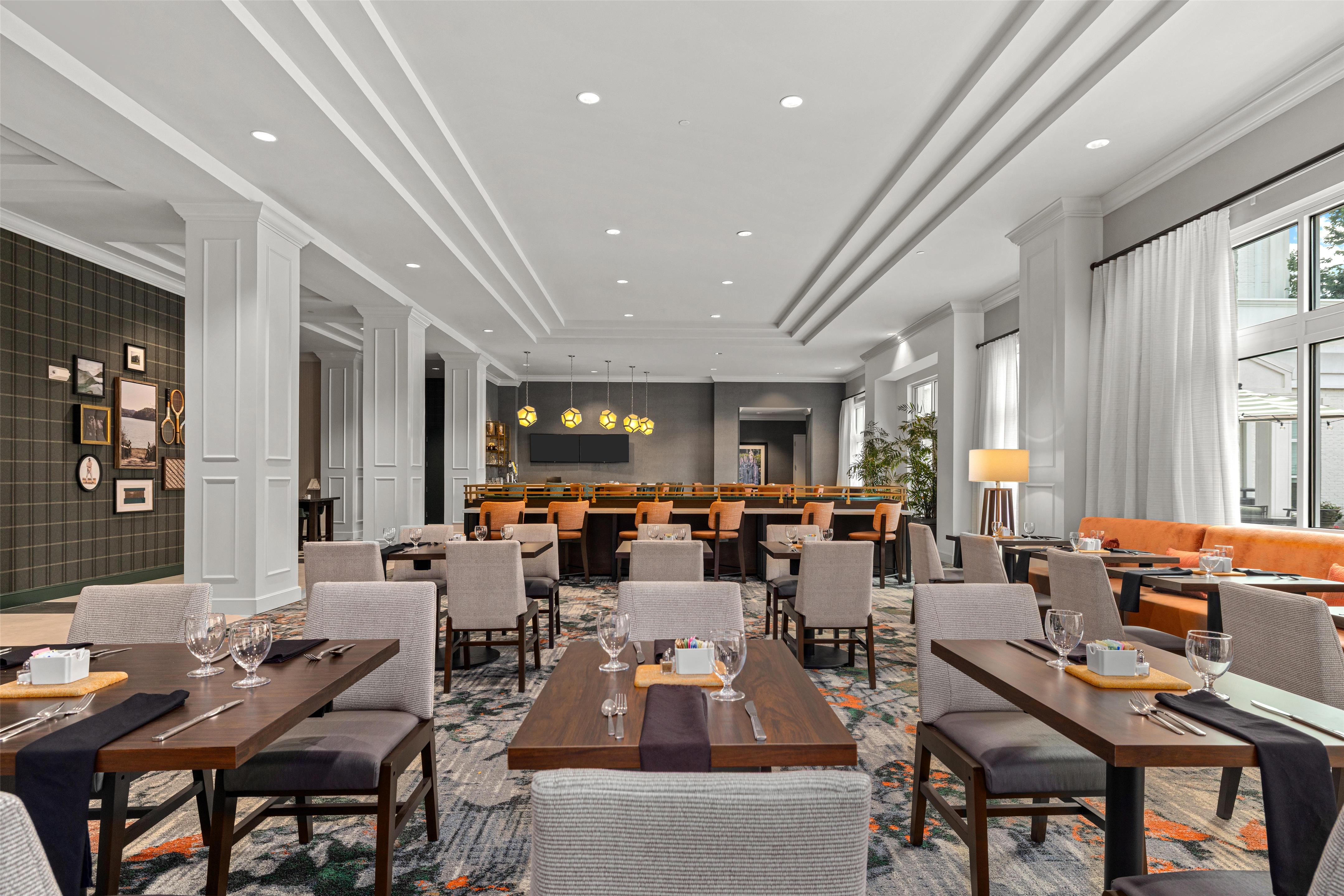 Restaurant | Hilton Garden Inn Nashville Brentwood