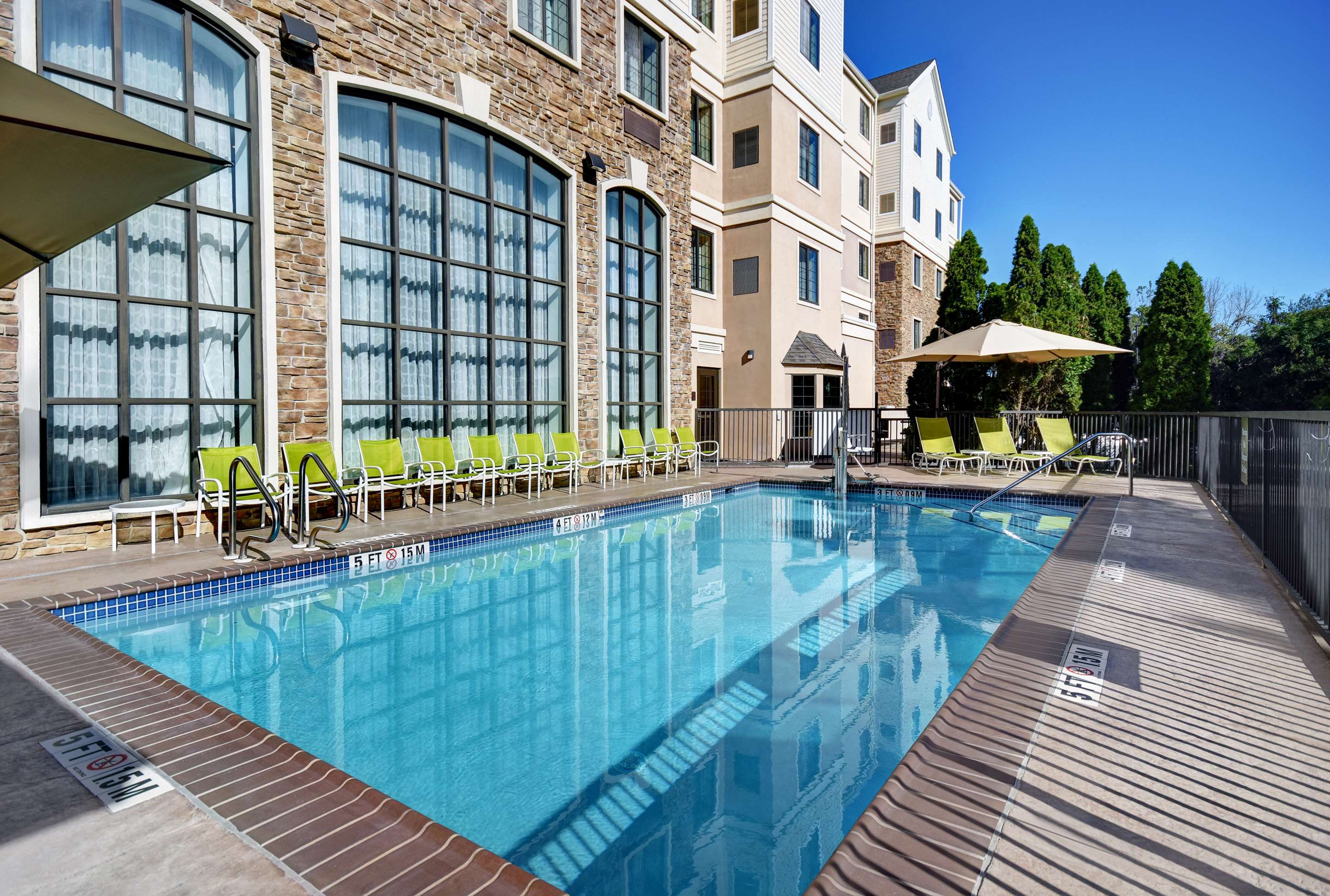 Pool | Homewood Suites by Hilton Eatontown