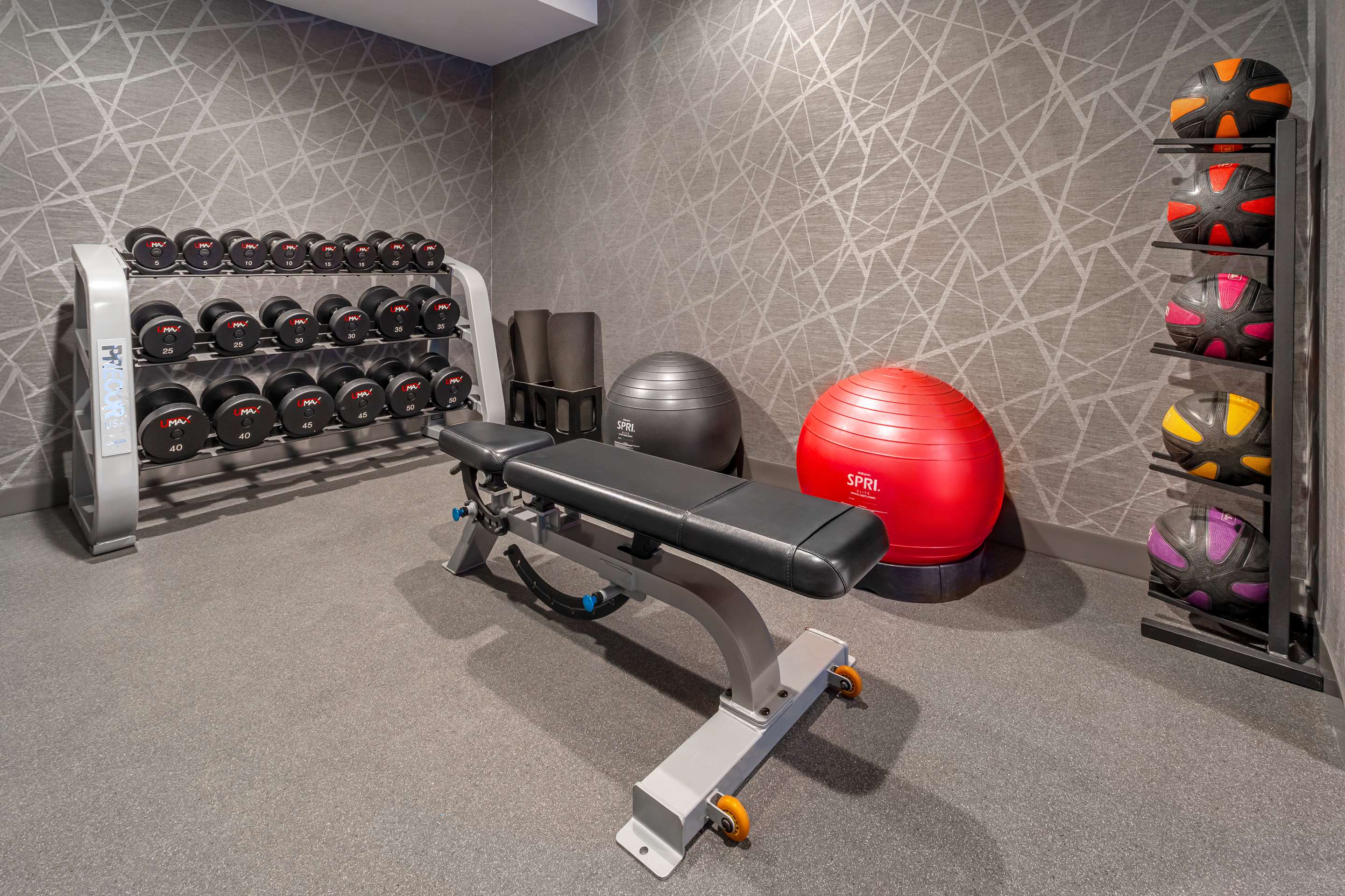 Health club fitness center gym | Homewood Suites by Hilton Eatontown