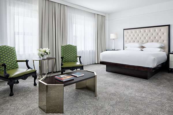 1 KING BED SUPERIOR ROOM