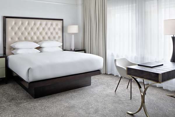 1 KING BED