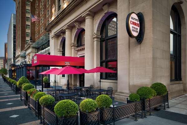 Restaurant - Amway Grand Plaza Hotel Grand Rapids - I-196, Exit 77C