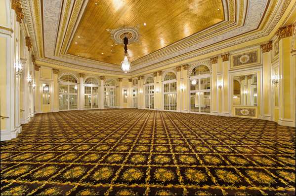 Amway Grand Plaza, Curio Collection by Hilton
