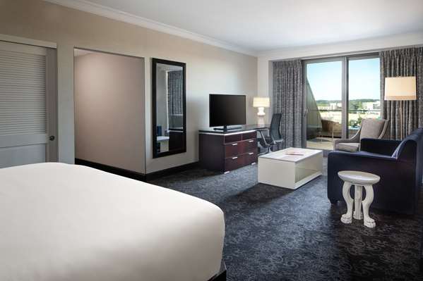 1 KING BED JUNIOR SUITE HISTORIC PANTLIND