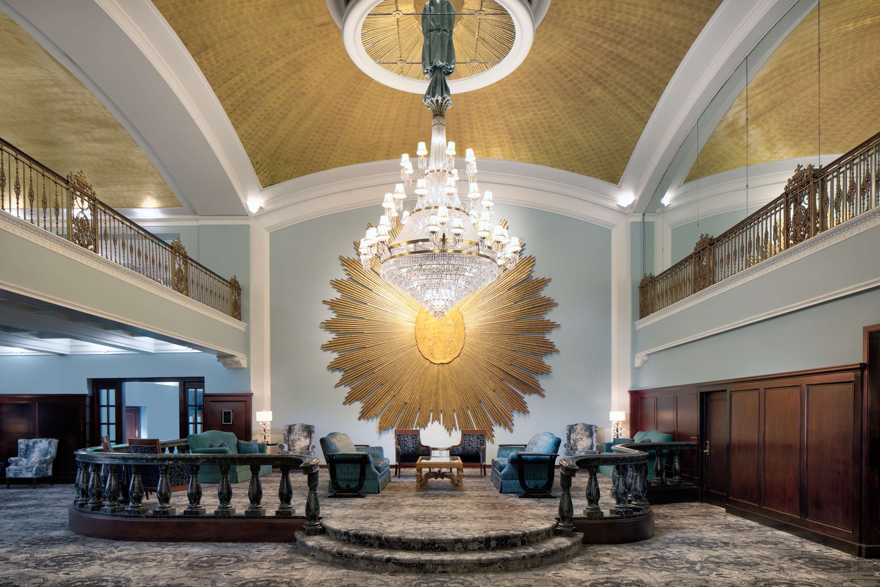 Lobby | Amway Grand Plaza, Curio Collection by Hilton