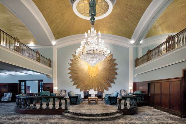 Amway Grand Plaza, Curio Collection by Hilton