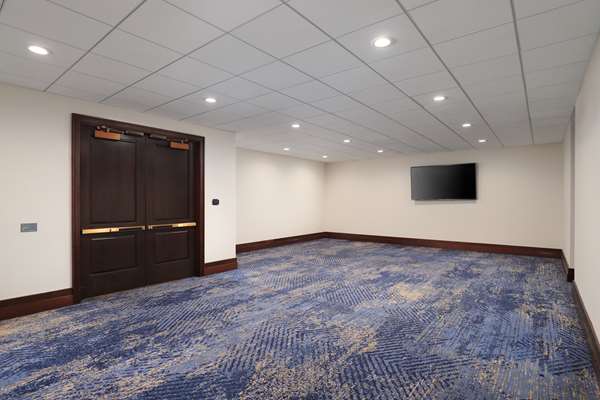 Amway Grand Plaza, Curio Collection by Hilton