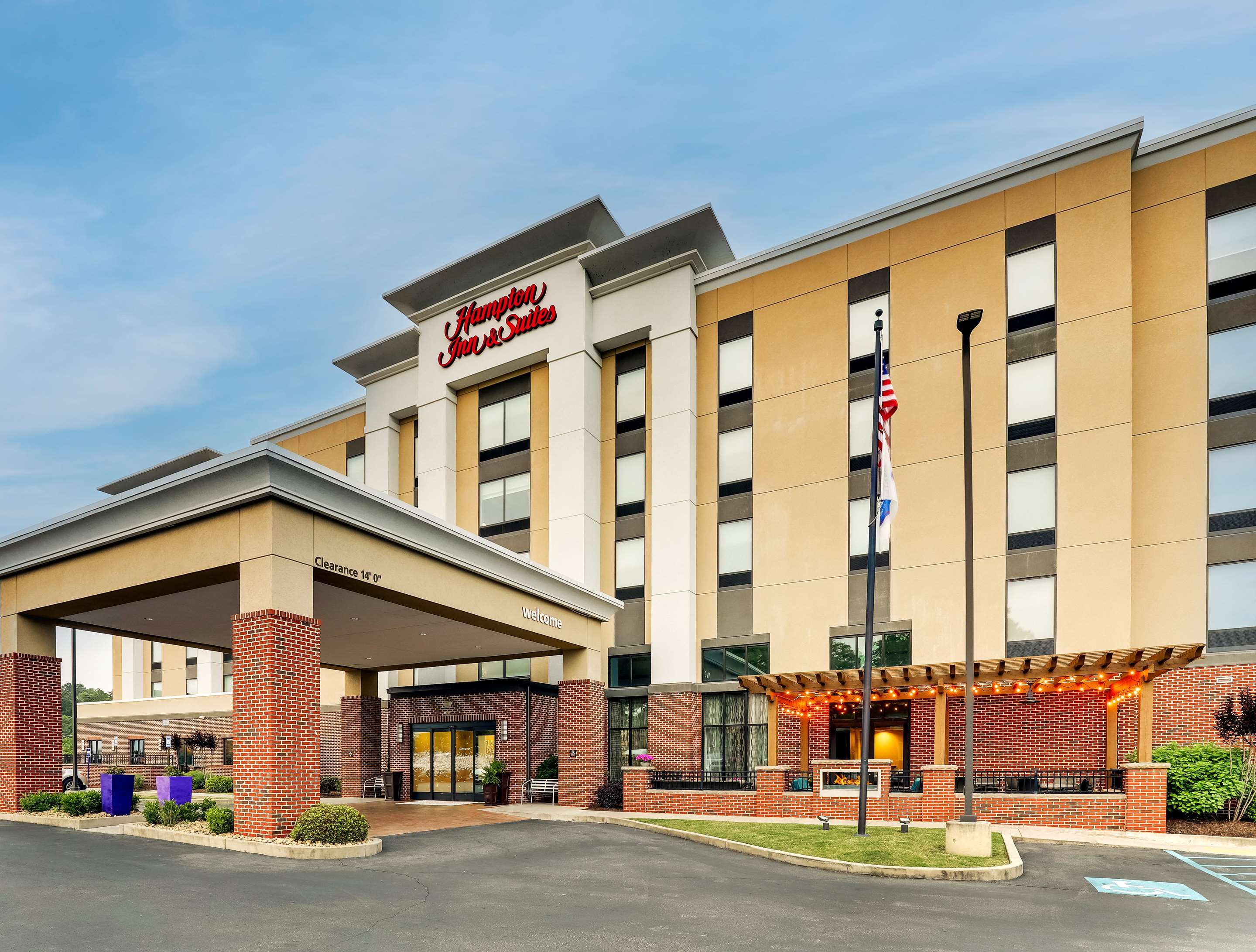 Exterior | Hampton Inn & Suites Rome