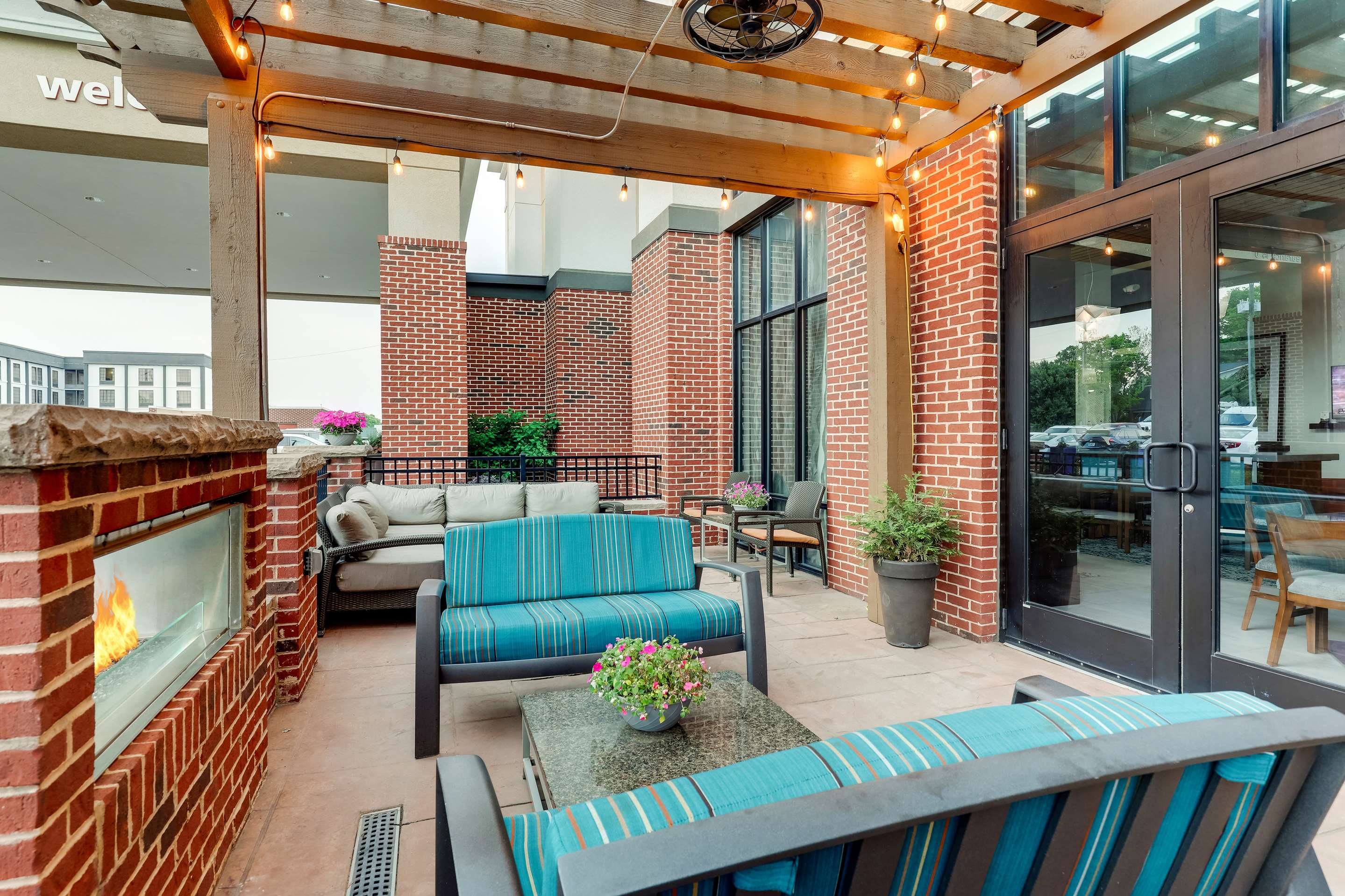 Exterior | Hampton Inn & Suites Rome