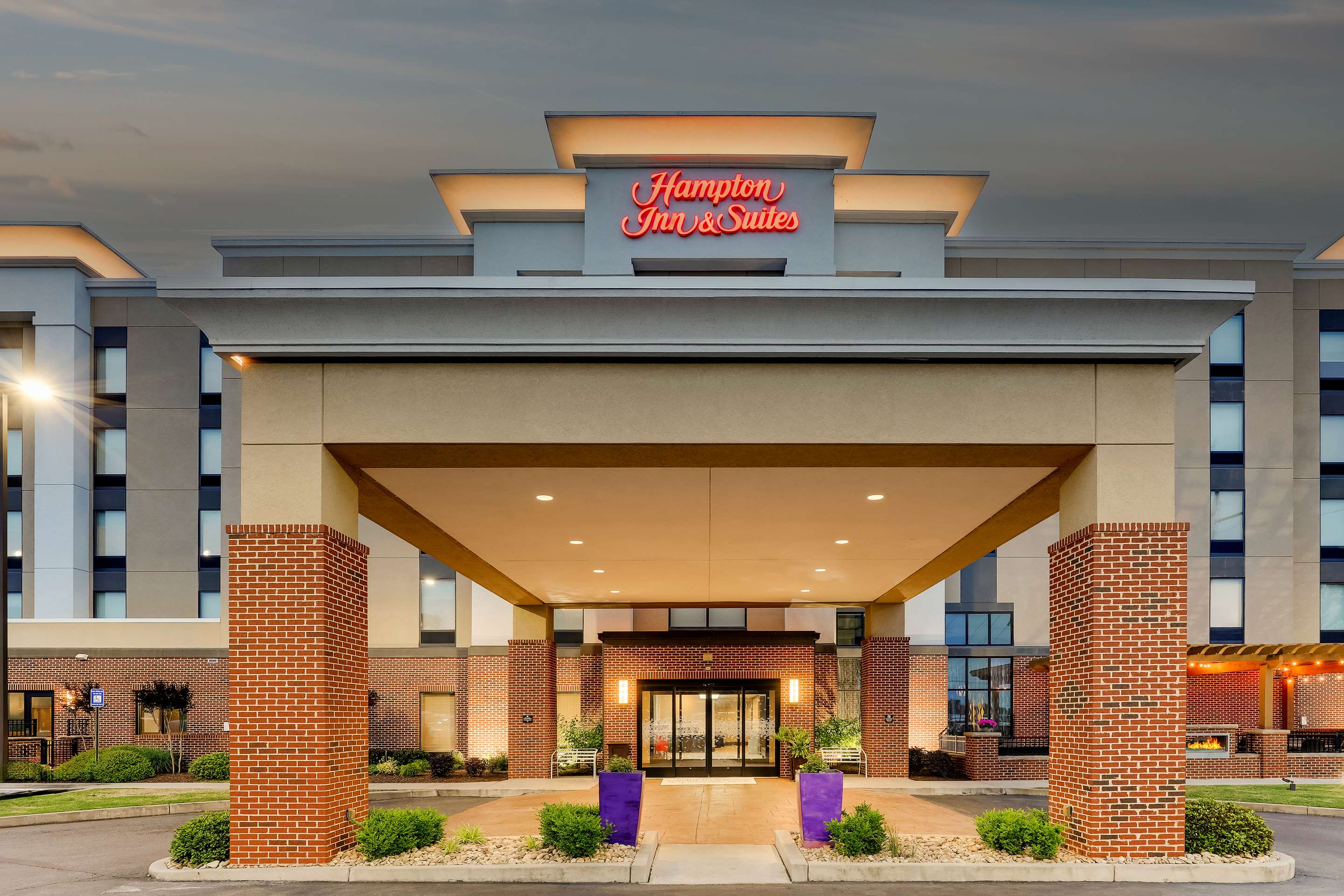 Exterior | Hampton Inn & Suites Rome