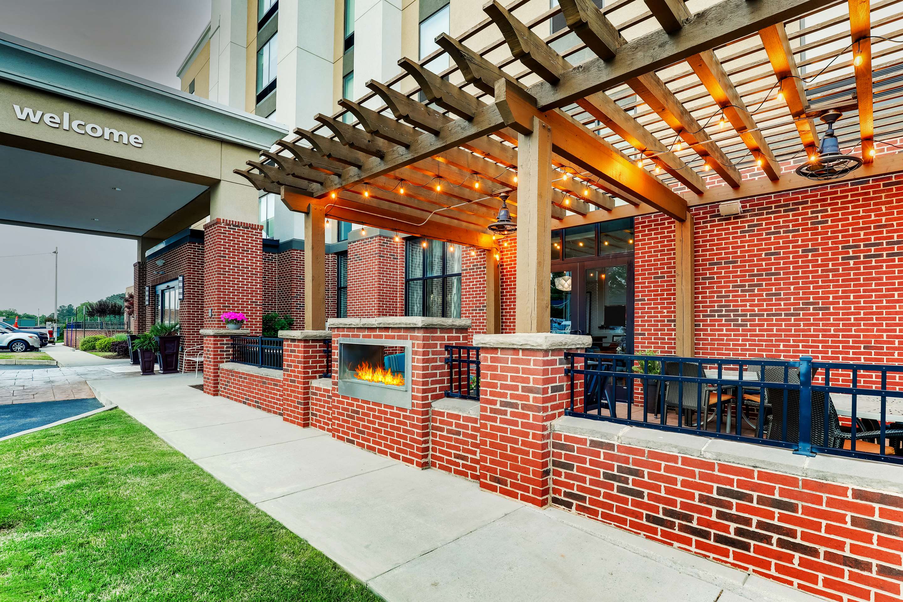 Exterior | Hampton Inn & Suites Rome